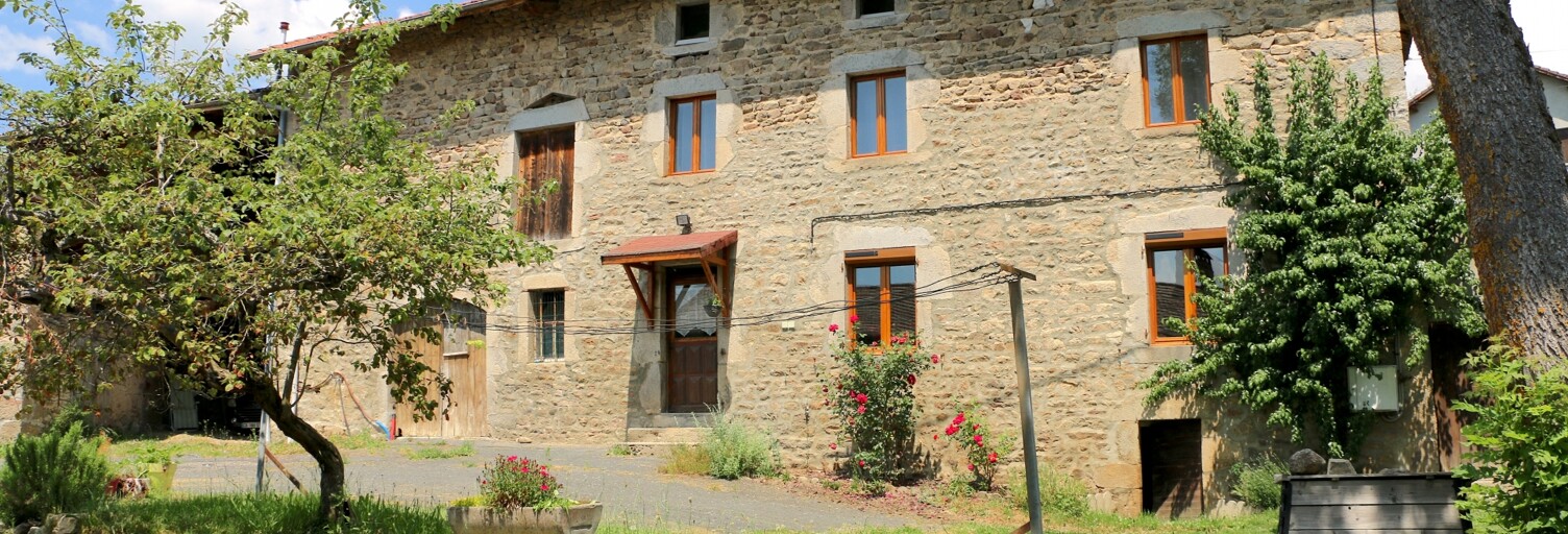 Maison 4 Pièces 93 m² à vendre à Saint-Bonnet-le-Chastel (63630)