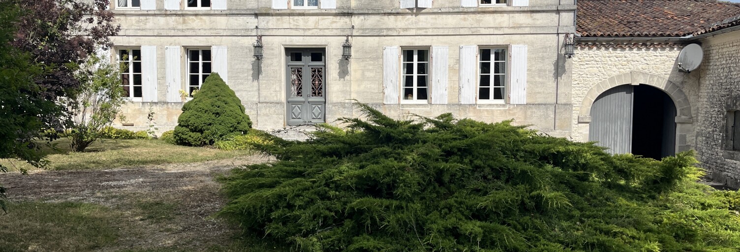 Maison 10 Pièces 292 m² à vendre à Germignac (17520)