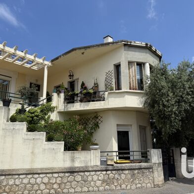 Immeuble  445000 €