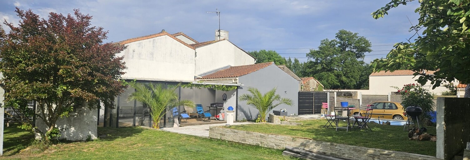 Maison 5 Pièces 138 m² à vendre à Montréverd (85260)