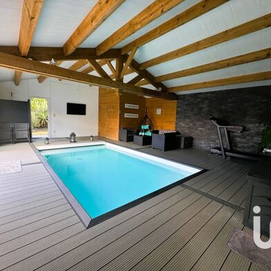 Maison 6 pièces 399000 €