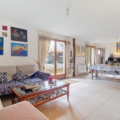 Maison 6 pièces 349000 €