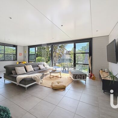 Maison 8 pièces 345000 €