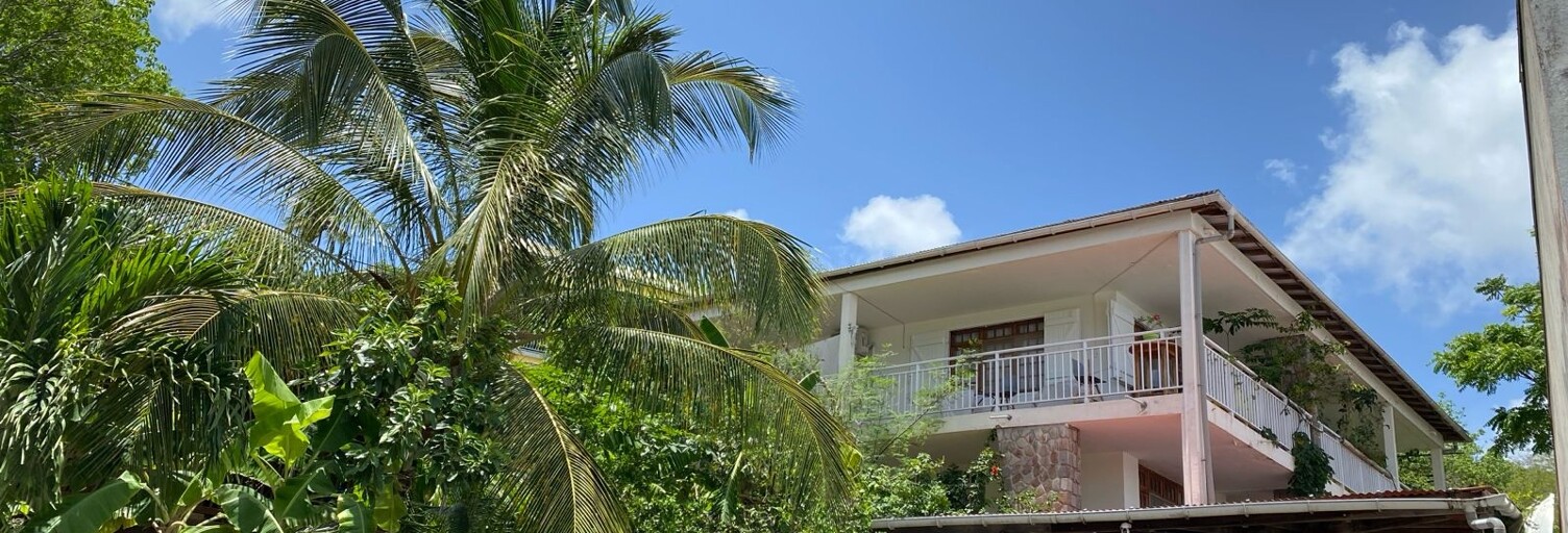 Maison 10 Pièces 247 m² à vendre à Pointe-Noire (97116)