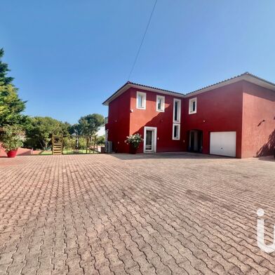 Maison 5 pièces 749000 €