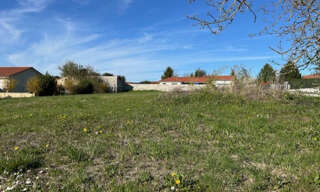 Terrain  1601 m² à vendre à Martres-sur-Morge (63720)