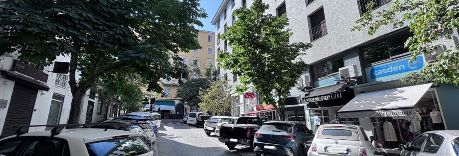 Commerce 1 Pièce 32 m² à louer à Bastia (20200)
