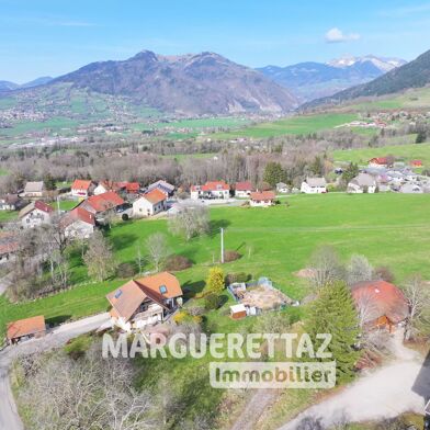 Maison 7 pièces 595000 €
