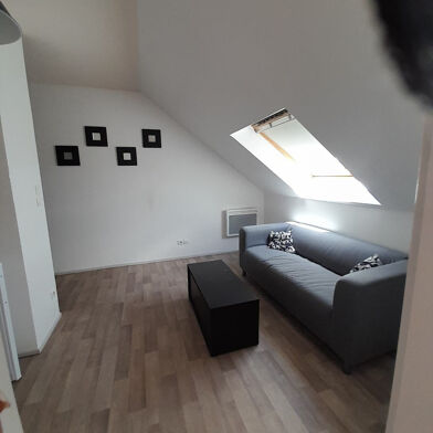 Appartement 8 pièces 245000 €