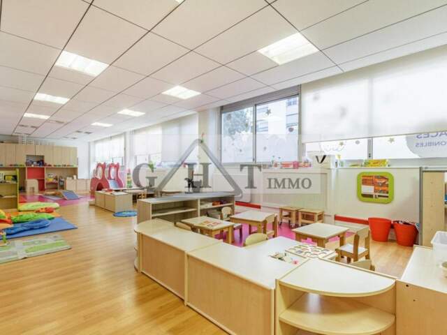 A LOUER 360M2 VINCENNES — photo du bien