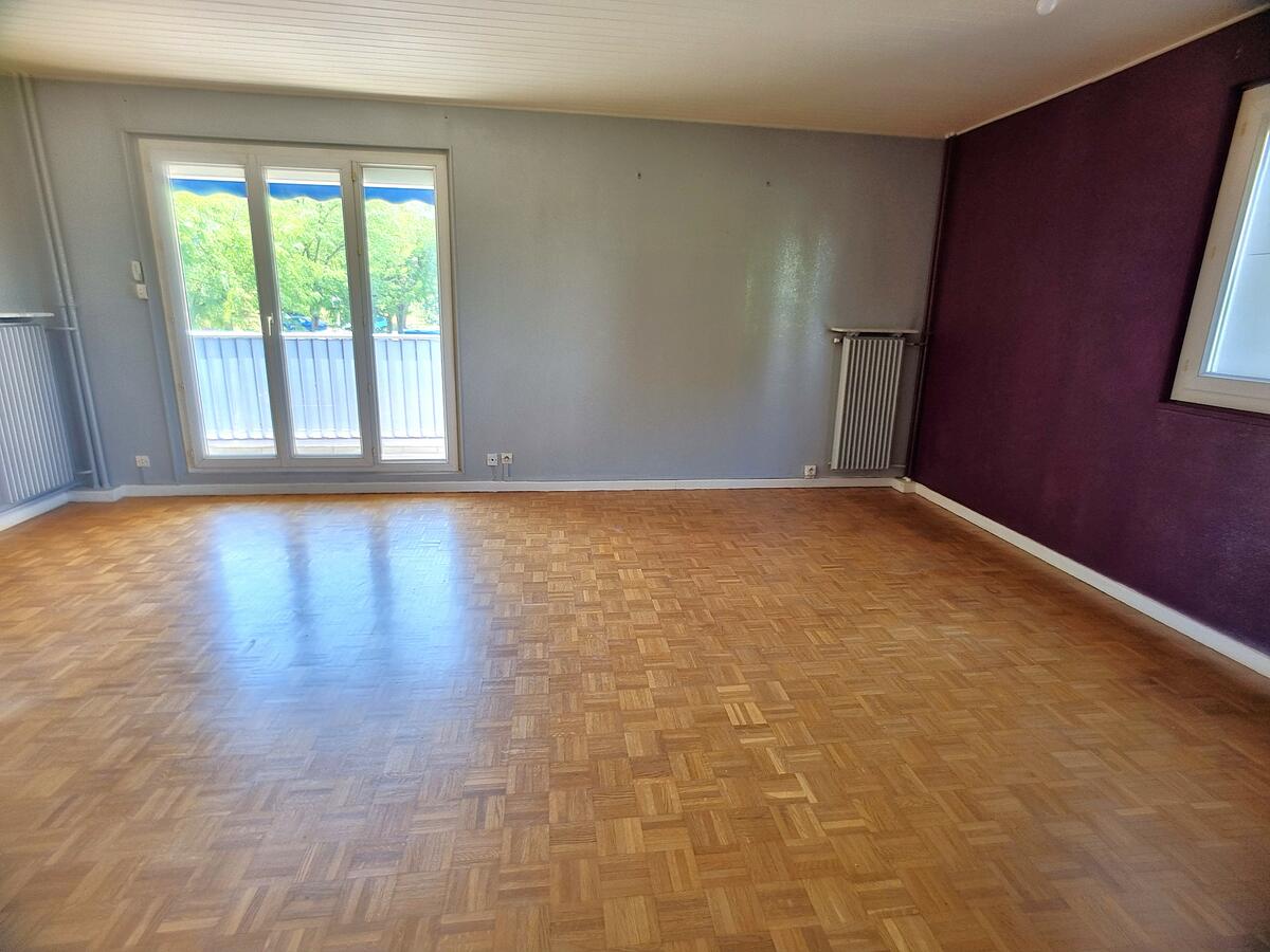 Appartement  T3 à vendre Décines-Charpieu 69150