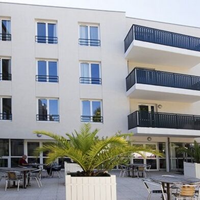 Appartement 1 pièces 179340 €