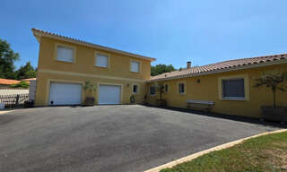 Maison 9 Pièces 215 m² à vendre à Neuvic (24190)