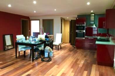 Appartement 3 pièces 381600 €