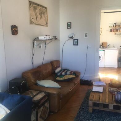 Appartement 2 pièces 878 €