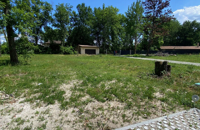 Aux portes de Margaux, dans un petit lotissement de 8 lots, — photo 2