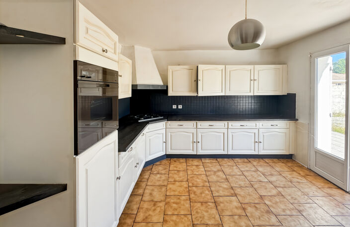 BLANQUEFORT - EXCLUSIVITÉ - MAISON DE 100 M2 SUR UN TERRAIN — photo 5