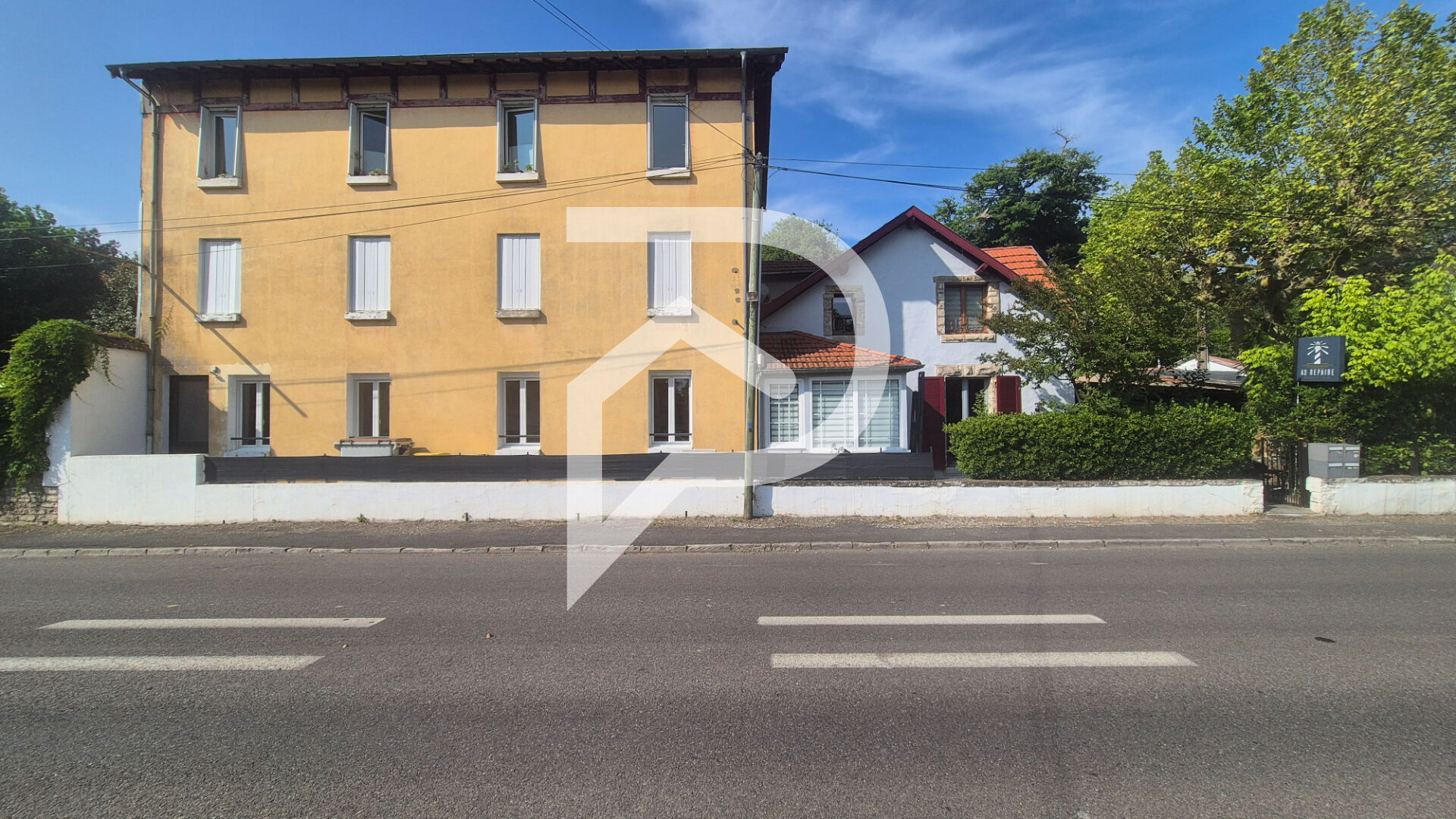 Immeuble  T11 à vendre Salies-de-Béarn 64270