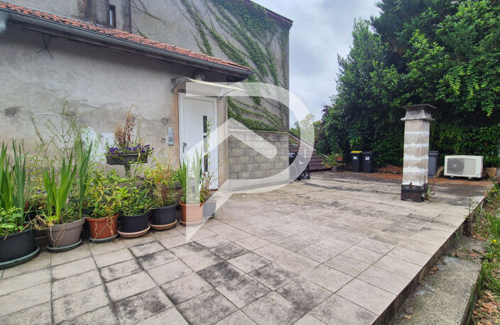 Immeuble Salies De Bearn 11 pièces 315 m² — photo 3