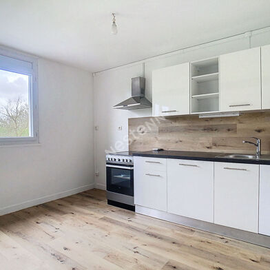 Appartement 3 pièces 800 €