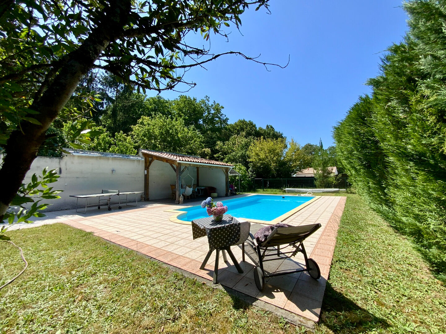 Villa / Maison  T6 à vendre Jonzac 17500