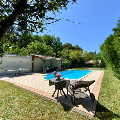 Maison 6 pièces 240000 €