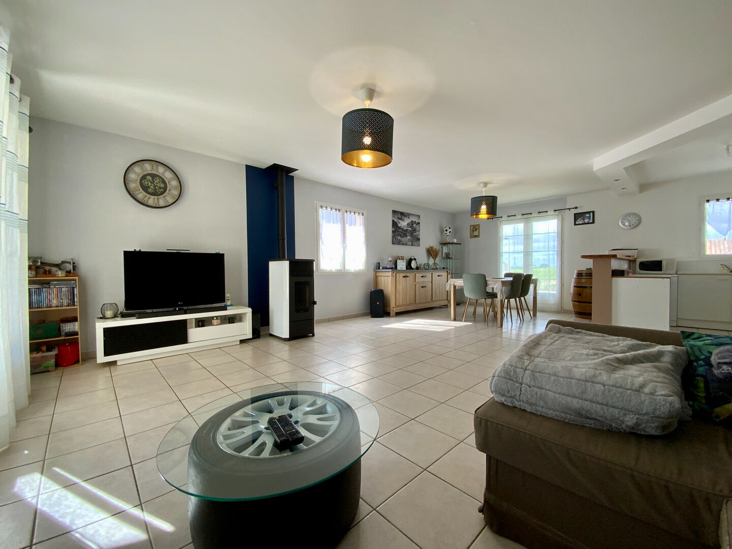 Villa / Maison  T4 à vendre Jarnac-Champagne 17520