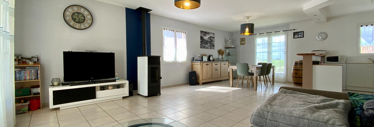 Maison 4 Pièces 98 m² à vendre à Jarnac-Champagne (17520)
