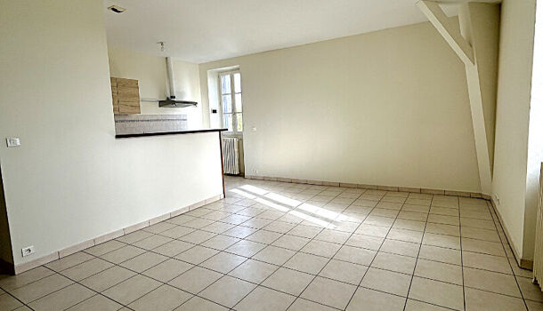 Appartement 3 pièces  à louer Jonzac 17500