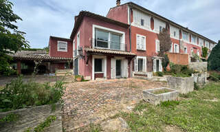 Maison 8 Pièces 295 m² à vendre à Châteauneuf-de-Gadagne (84470)