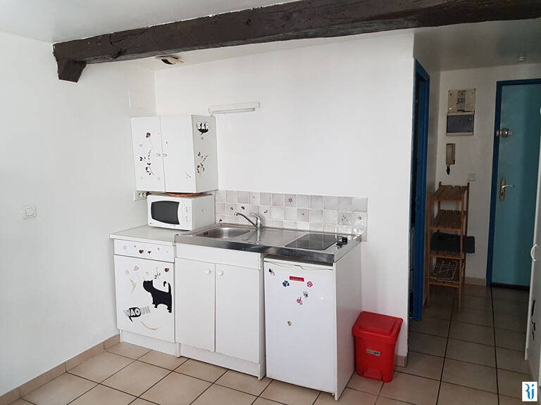 F1 MEUBLE - ROUEN VIEUX MARCHE — photo 1