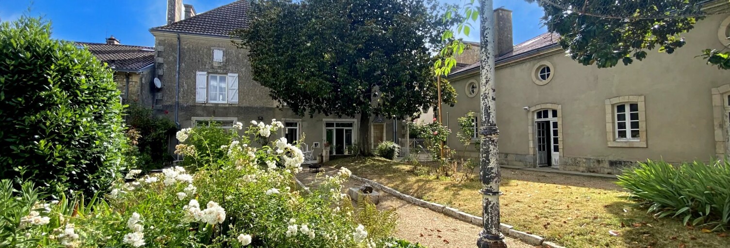 Maison 6 Pièces 246 m² à vendre à Poitiers (86000)
