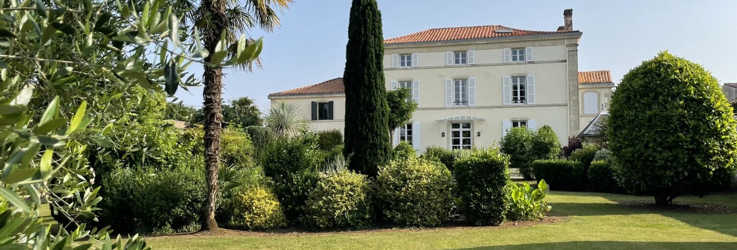 Maison 7 Pièces 366 m² à vendre à Niort (79000)