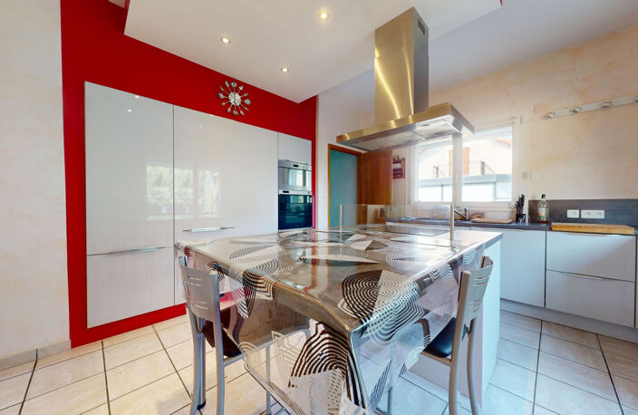 Maison St Egrève 6 pièces 133m2 — photo 2