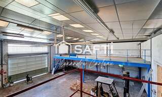 Commerce 10 Pièces 443 m² à louer à Latresne (33360)