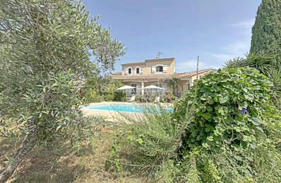 A vendre Campagne Arlésienne Villa  T10 — photo du bien