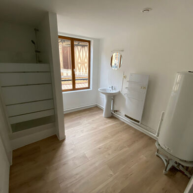 Appartement 2 pièces 486 €