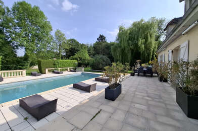 Maison 8 pièces 499000 €