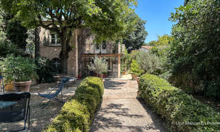 Maison 5 Pièces 110 m² à vendre à Villeneuve-lès-Avignon (30400)