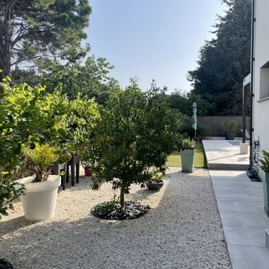 Maison 4 pièces 630000 €