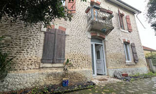 Maison 9 Pièces 202 m² à vendre à Sendets (64320)