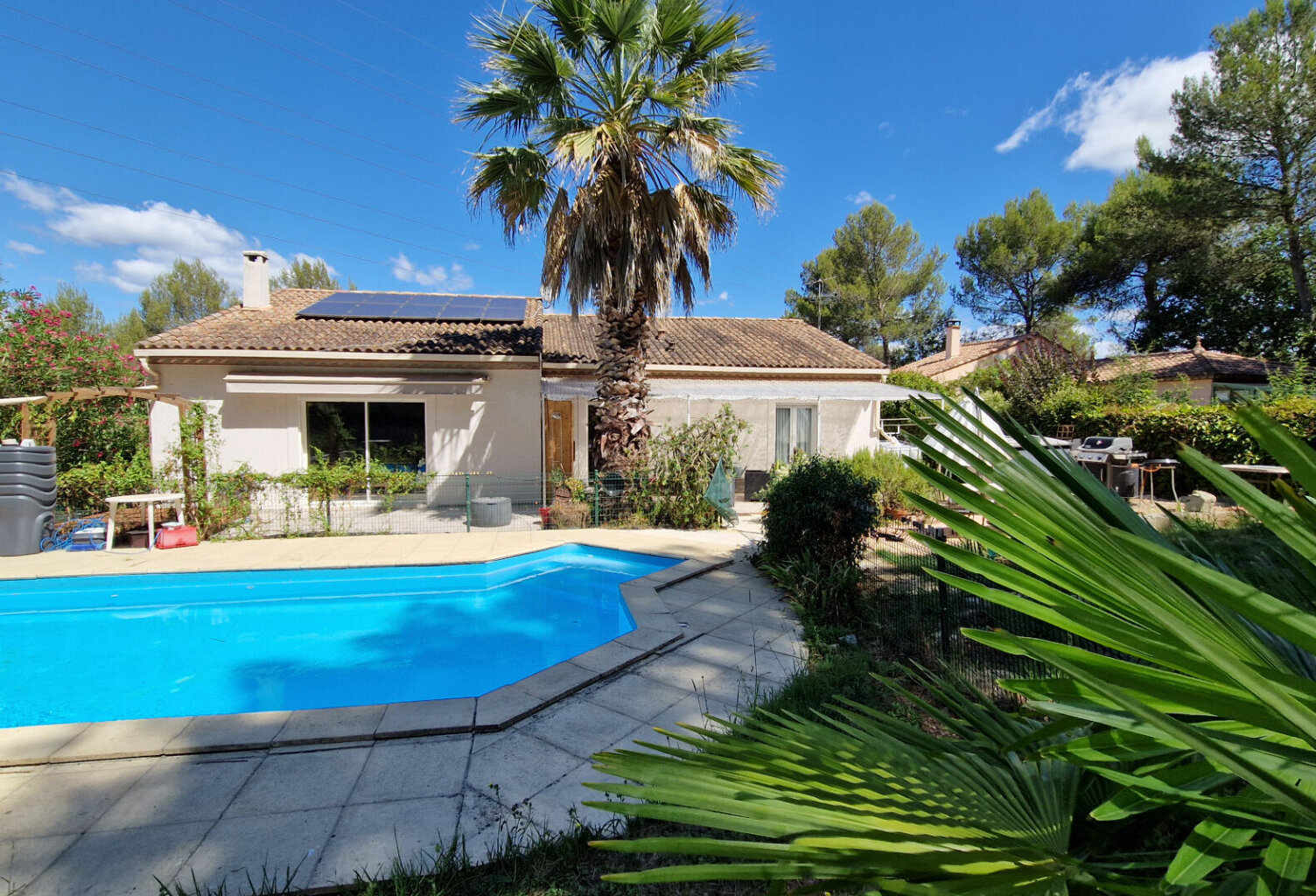 VILLA FAMILIALE — photo 1
