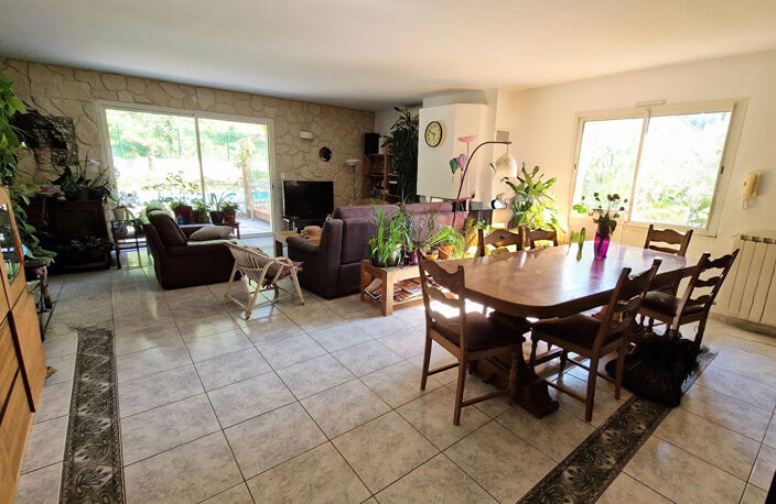 VILLA FAMILIALE — photo 3