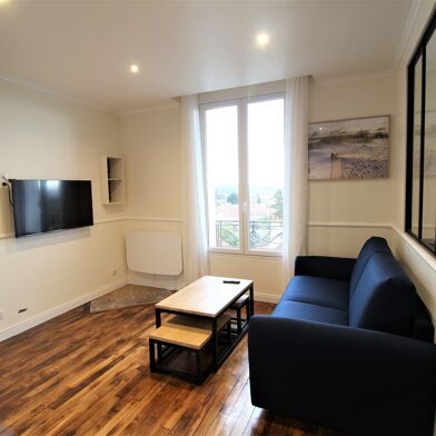 Appartement 2 pièces 870 €