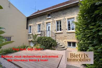 Maison 4 pièces 1400 €