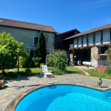 Maison 7 pièces 290000 €