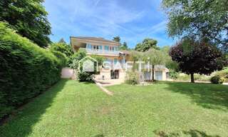 Maison 9 Pièces 245 m² à vendre à Villieu-Loyes-Mollon (01800)