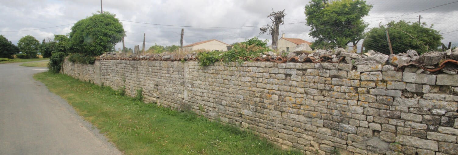 Terrain  712 m² à vendre à Neuvicq-le-Château (17490)