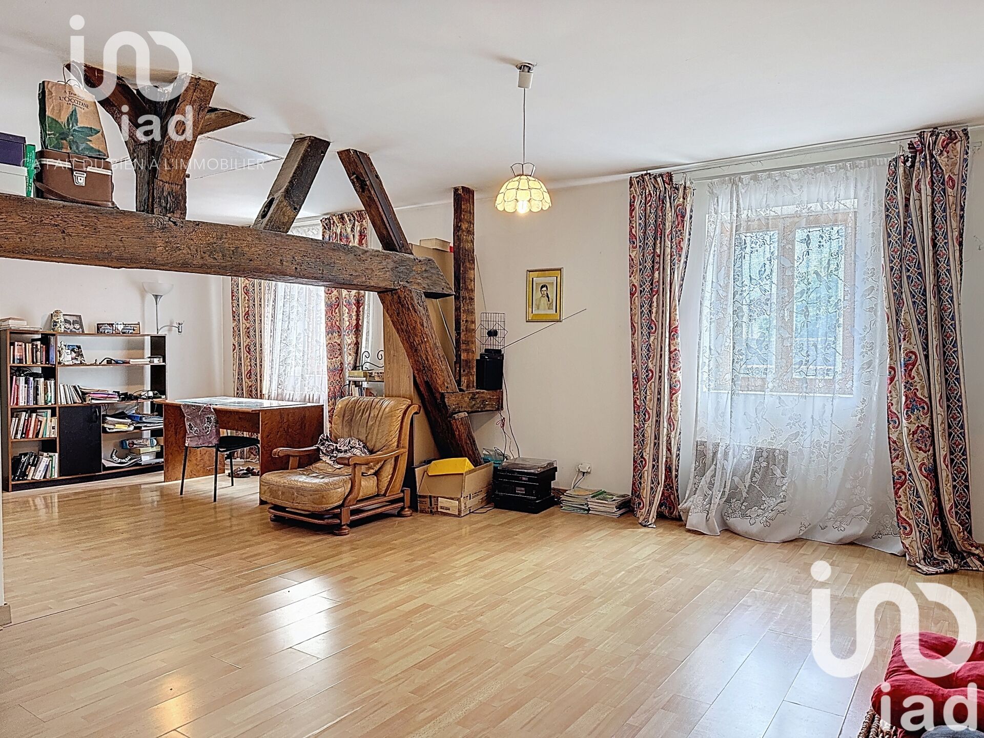 Montargis - 460m² - 2p. - 1ch.