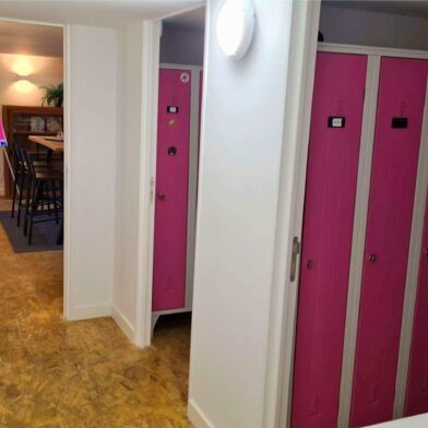 Commerce  619000 €